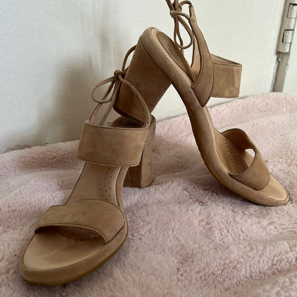 Tan Leather Strappy Heels